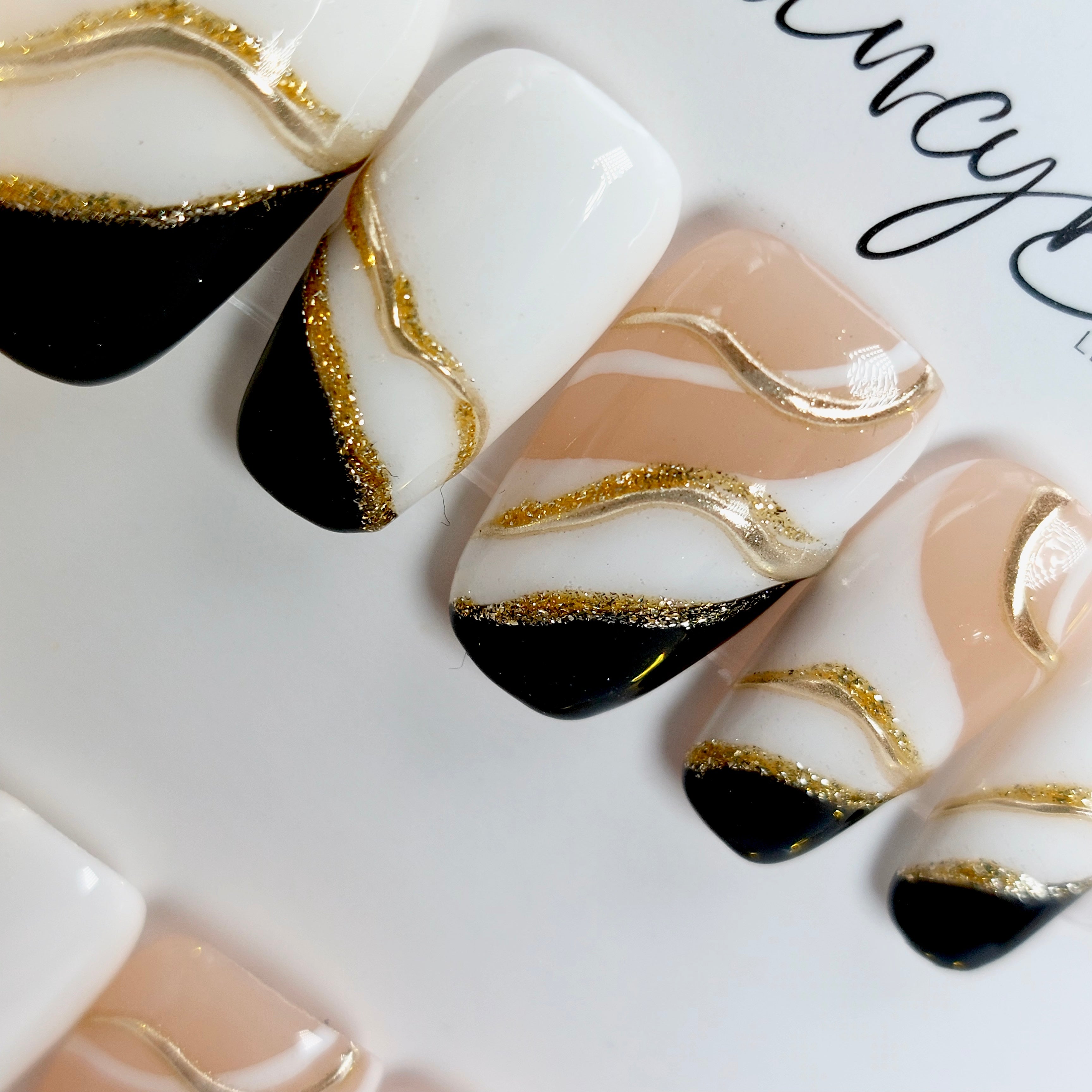 Black, White, and Gold Chrome Nails (24pcs)