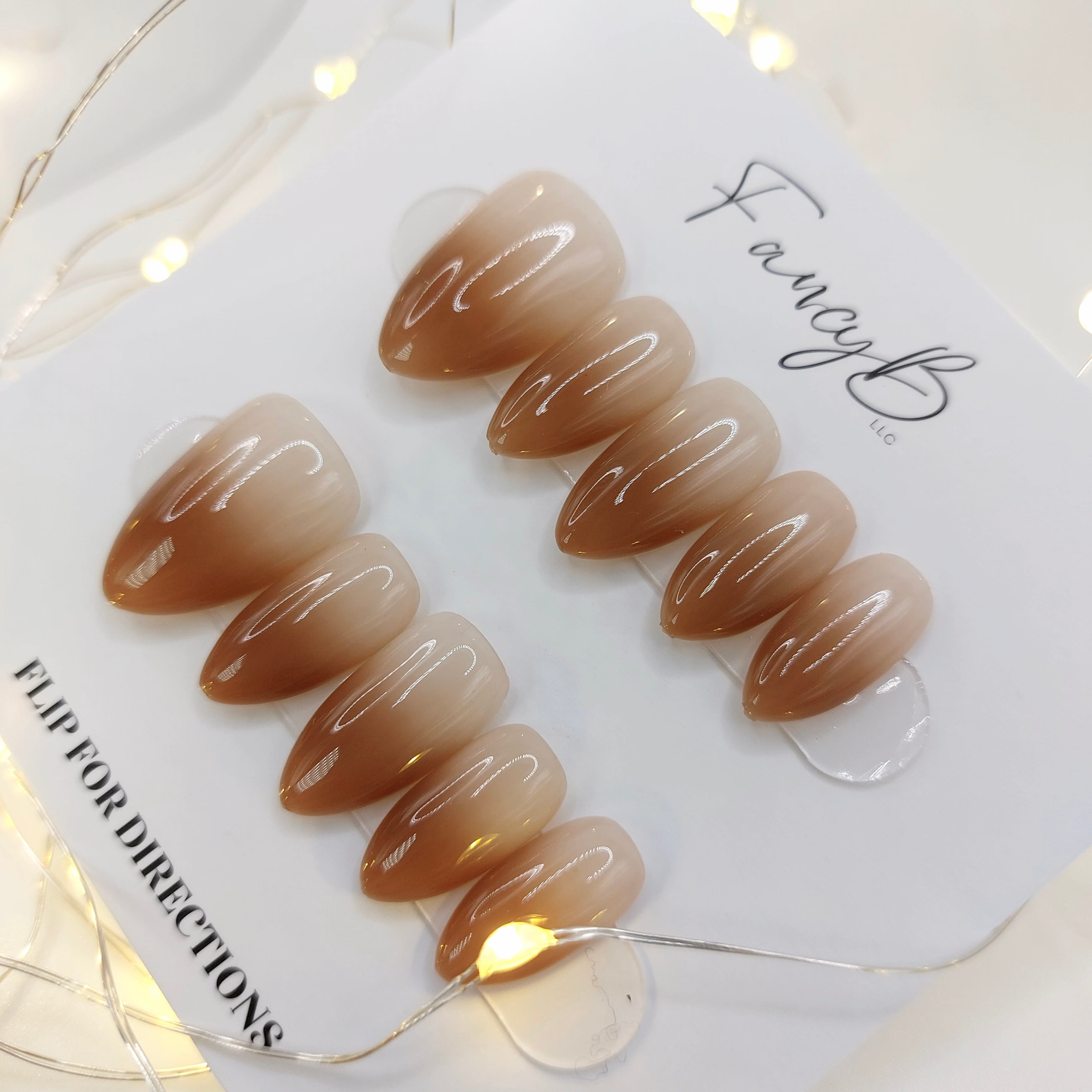 Latte Ombre French - (20pcs) Short Almond