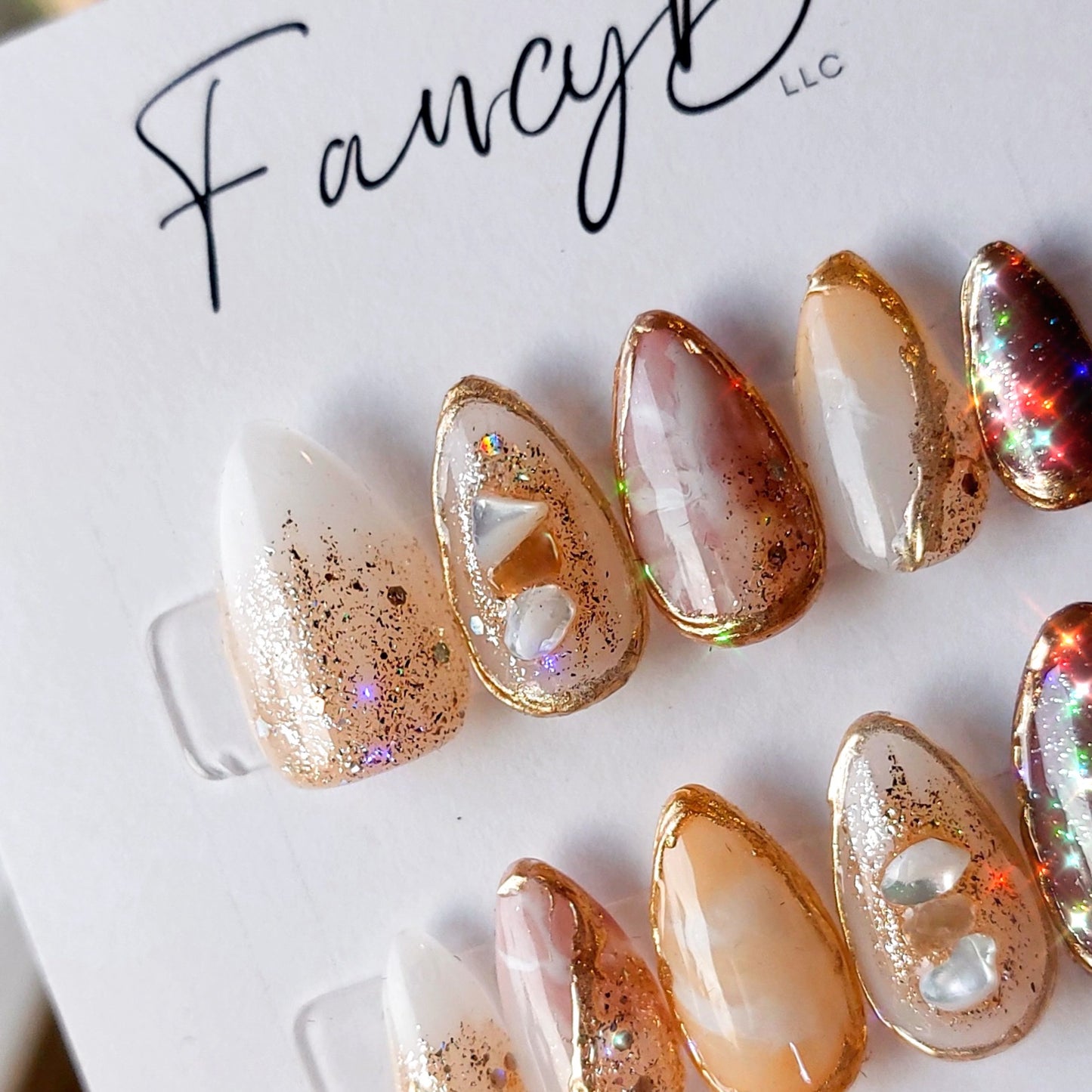 Pearly Passion | Short Almond (M)