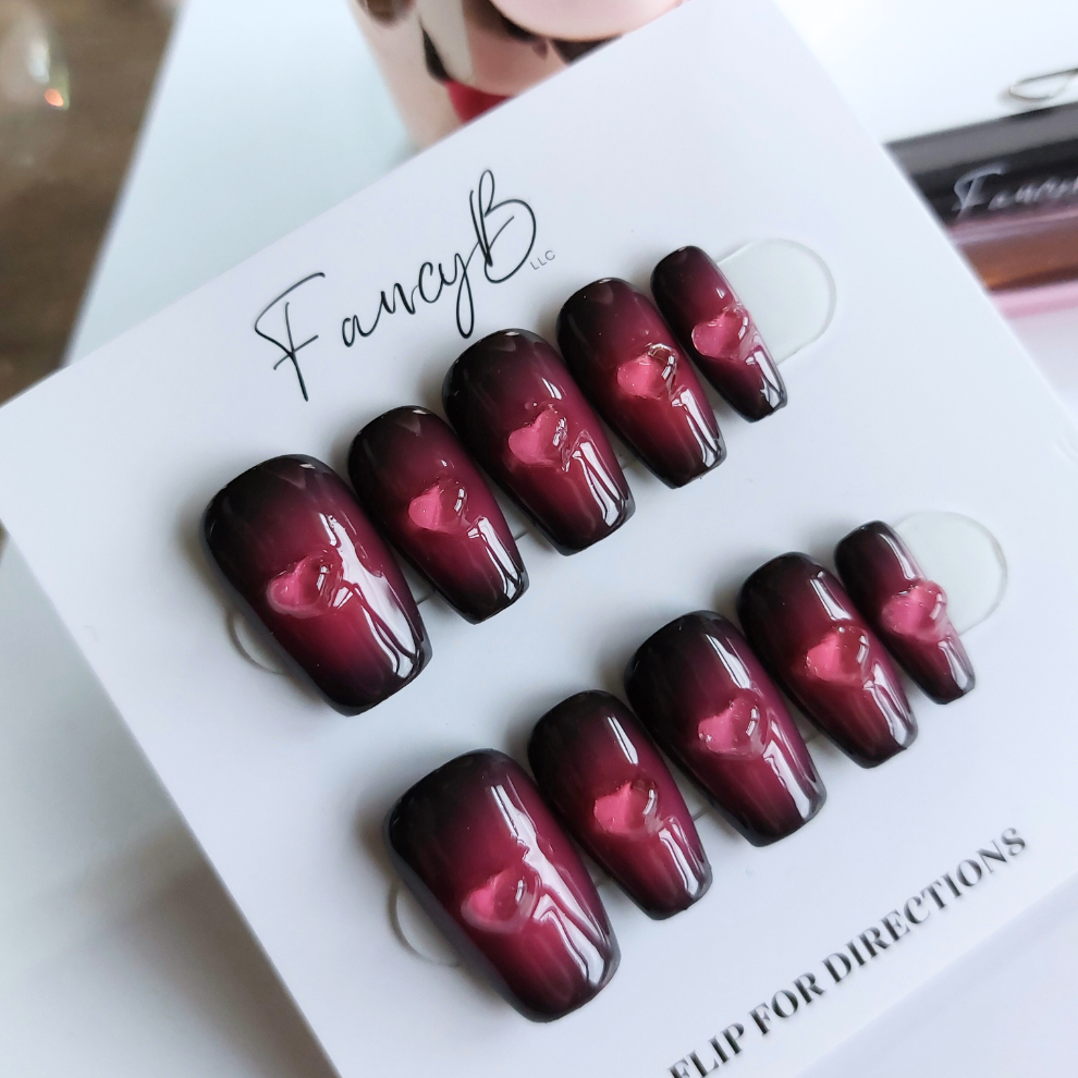 Heart Throb Edge Ombré Nails (24pcs) - Short Coffin