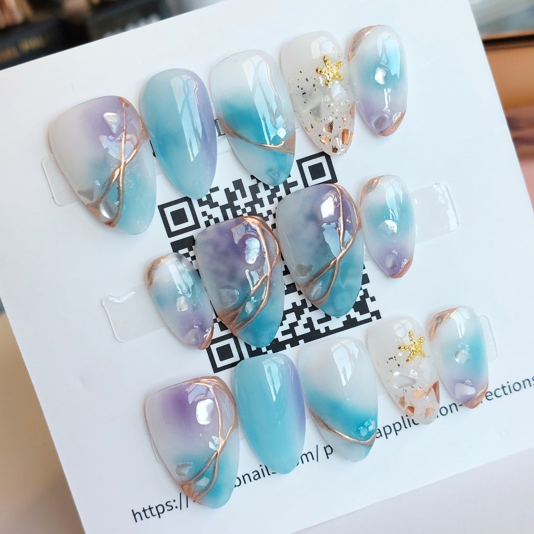 Celestial Seas Starfish Nails (24pcs) - Short Almond