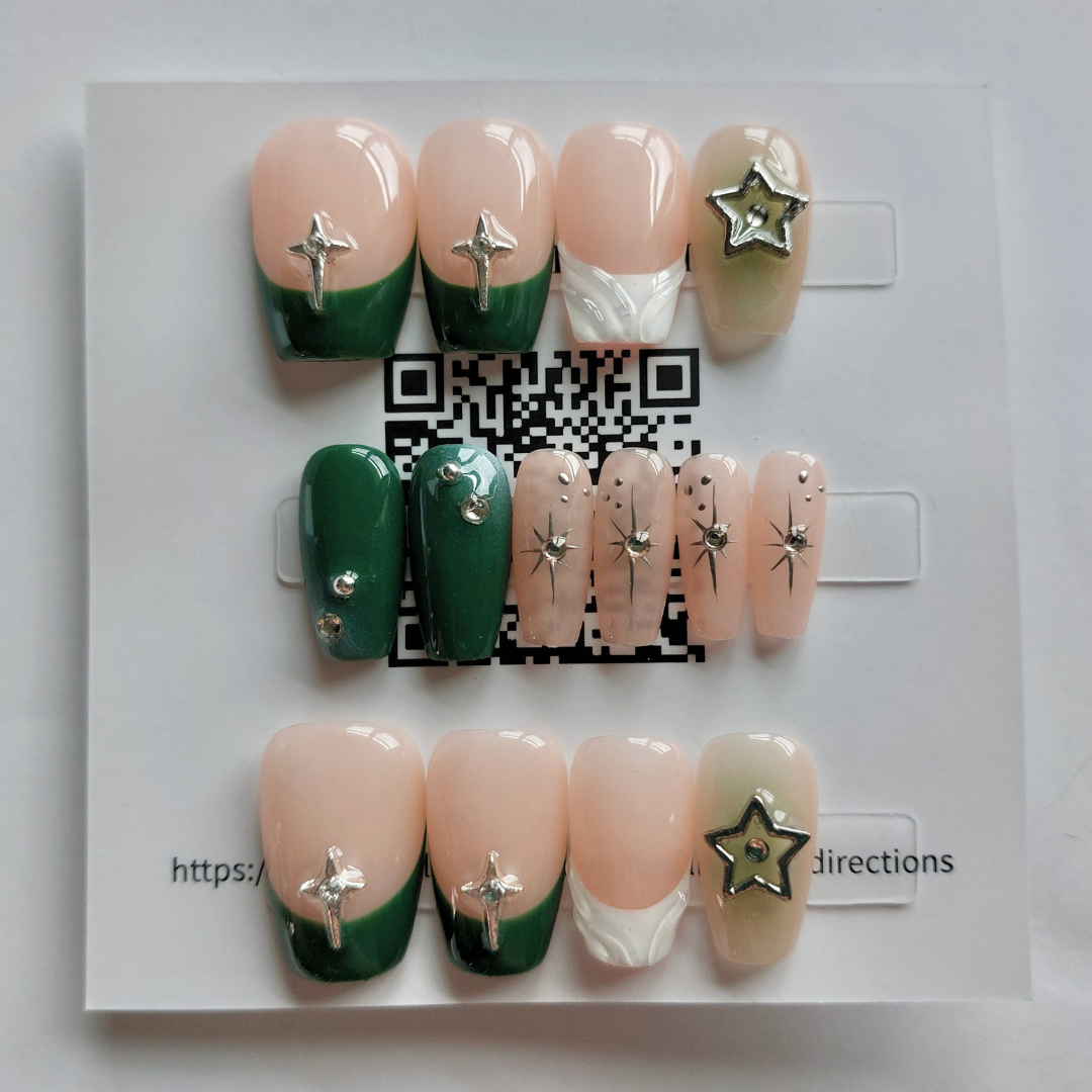 Green Stars &amp; Dreams Nails (24pcs) - Short Coffin