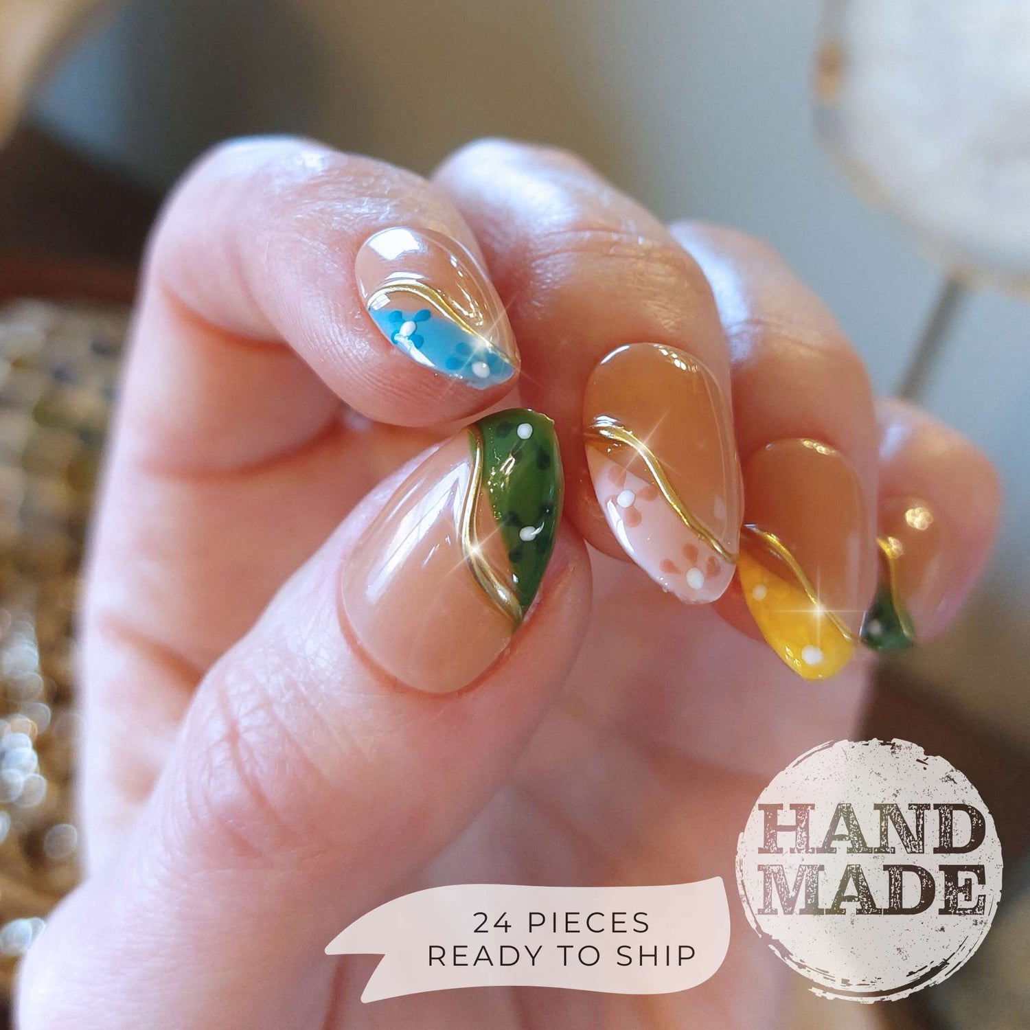 Floral French Nails (24pcs) - Medium Almond