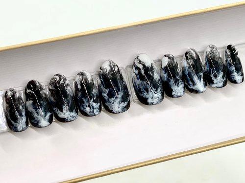 Smoke Show - FancyB Press-on Nails